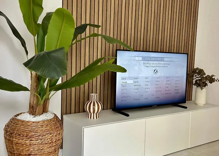 Carre D'or - Private Garage *