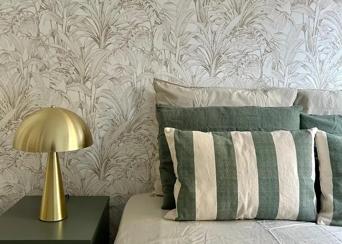 Carre D'or - Private Garage Apartamento *